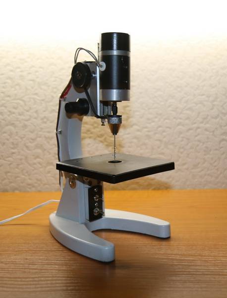 Как сделать микроскоп своими руками с увеличением х200