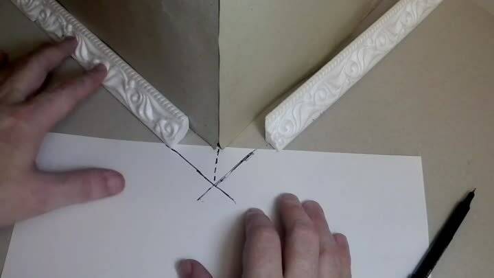 Как резать пластиковые уголки на откосы: инструкция, как вырезать, обрезать и чем лучше приклеить к стене или откосу