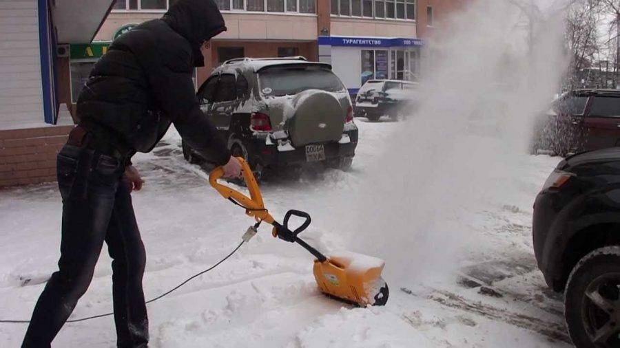 Электролопата для уборки снега, принцип работы, критерии выбора - elektrikexpert.ru