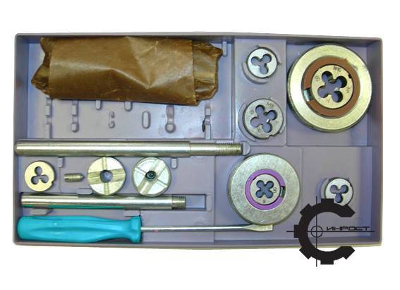Инструмент для нарезания резьбы: метчики, плашки, клупп, гребенка