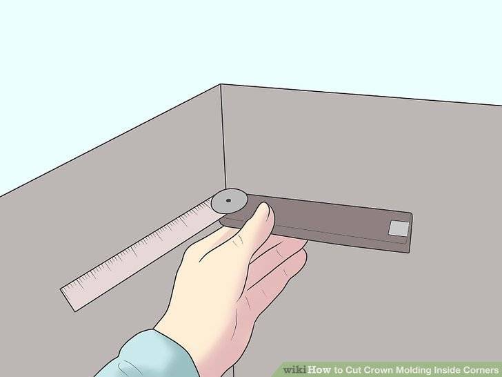 Как отрезать потолочный плинтус под 45 градусов, как запилить без стусла и с ним, как еще можно его подрезать