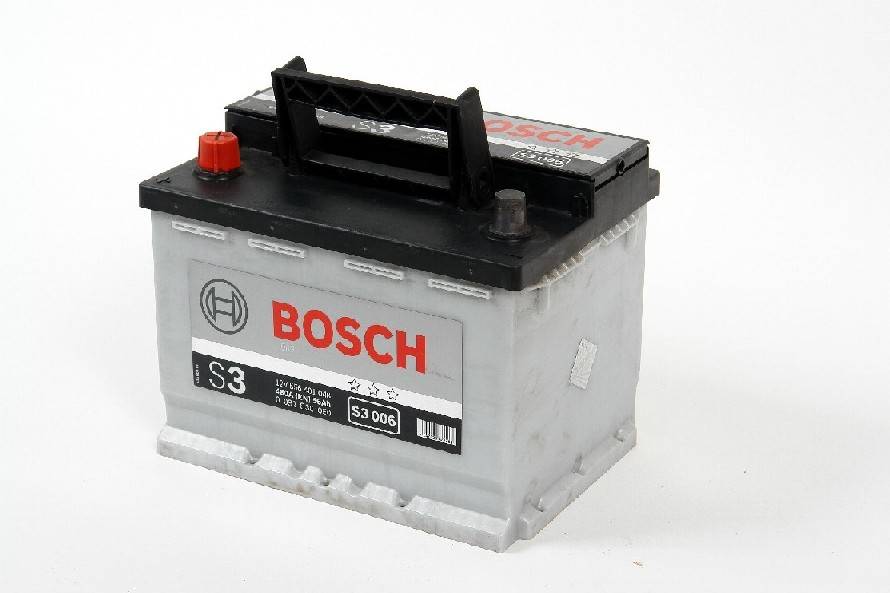 Автомобильный аккумулятор bosch s4 silver: особенности эксплуатации, параметры зарядки акб