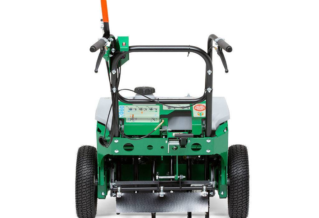 Вертикуттер для газона: обзор и рейтинг популярности лучших бензиновых и электрических моделей с указанием их достоинств и недостатков