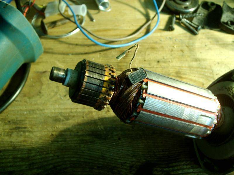 Искрят щетки электродвигателя болгарки причина - xl-info.ru
