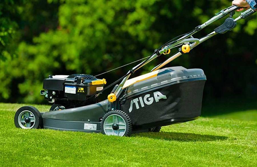 Рейтинг бензиновых газонокосилок 2020-2021 года: топ-14 лучших моделей и какую выбрать